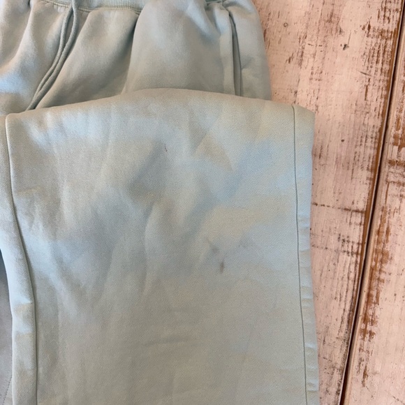 Nike Light Blue/ aqua hue Joggers Women’s size Medium wide leg heavy sweats - Picture 12 of 13